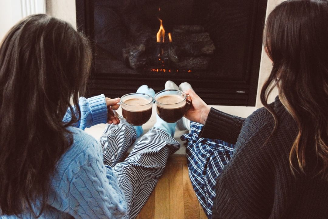 Bare Life dairy-free coconut hot cocoa mix single serving 10 pack, creamy hot chocolate in individual packets.