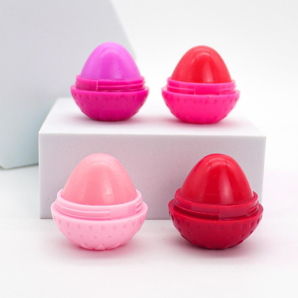 EpiLynx Ultimate Hydrating Lip Butter vegan lip balm with moisturizing formula for dry lips, gluten-free and hypoallergenic.