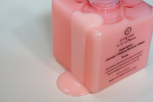 EpiLynx Gentle Hydrating Facial Cleanser with aloe, cucumber, and antioxidants, suitable for vegan, nut-free, and gluten-free skincare.