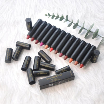 EpiLynx Perfect Lip Crayon showing smooth, hydrated lips with vibrant color from the vegan, gluten-free lipstick balm pencil.