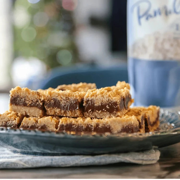 Pamela's Products all-purpose flour mix in a 4lb bag, perfect for baking dessert bars and everyday baking essentials.